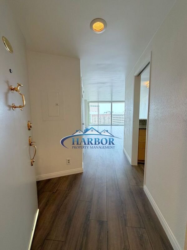 Photo - 700 E Ocean Blvd