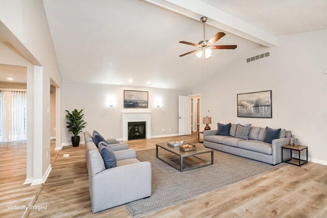 Photo - 705 Firethorn Cir
