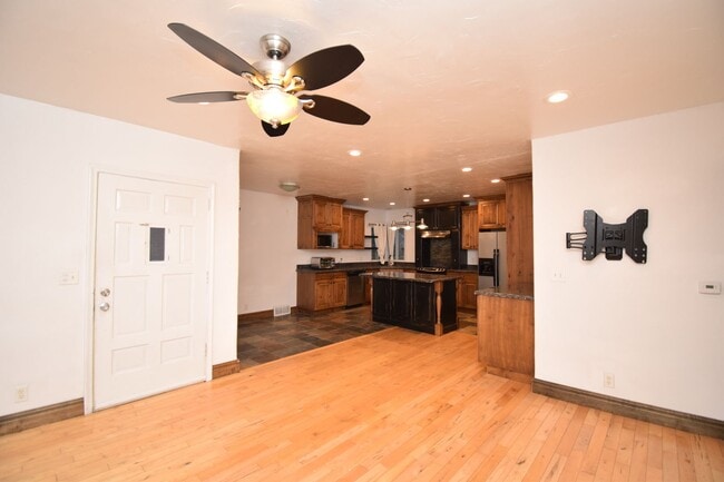 Photo - Bright & Updated 3 Bed Near Sugarhouse!!