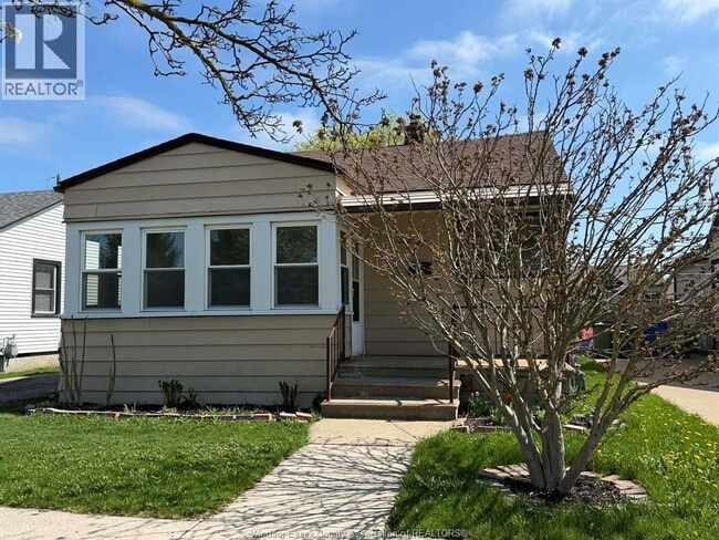 Photo - 1608 George Ave