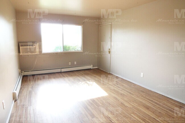 Photo - 2909 Sumac St Unidad 2909 Sumac St. #A 213-1