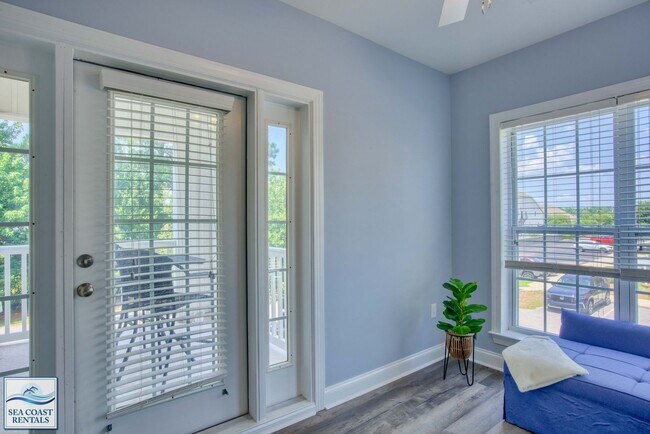 Photo - PET FRIENDLY FURNISHED LONG OR SHORT TERM/...