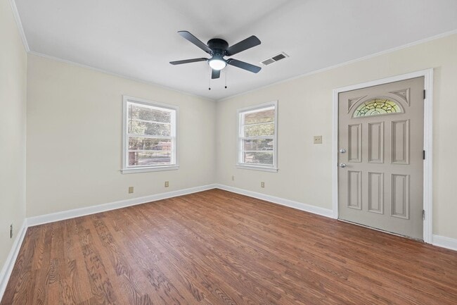 Photo - 1139 Russwood Rd