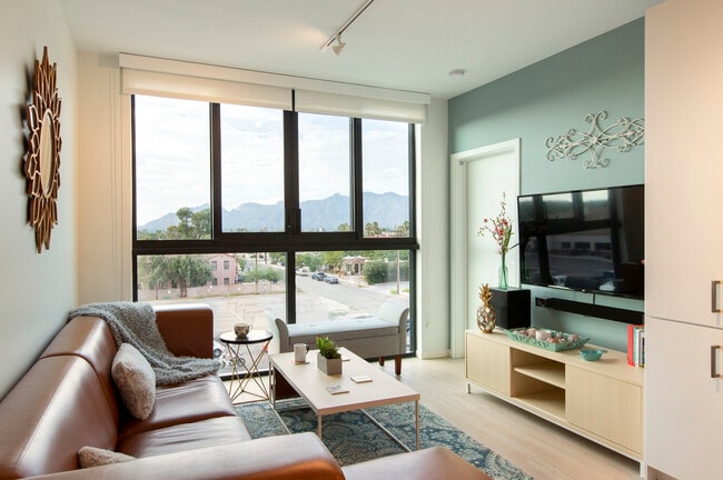 Photo - Hub Speedway