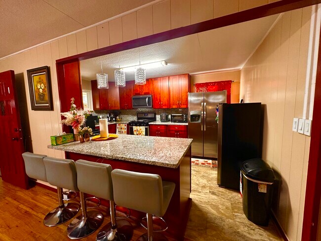 Photo - 2668 Kalihi St