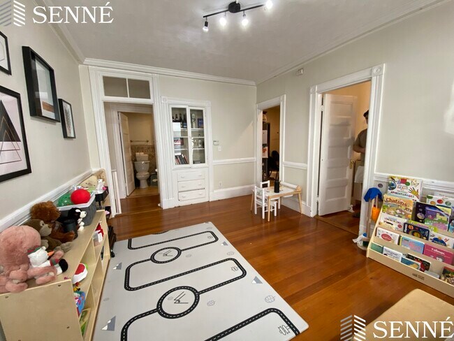 Photo - 22 Homer St Unit 2