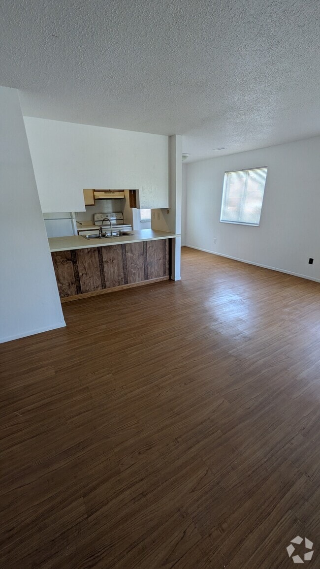 Building Photo - 3309 Myrle St Unit 3309 Rental