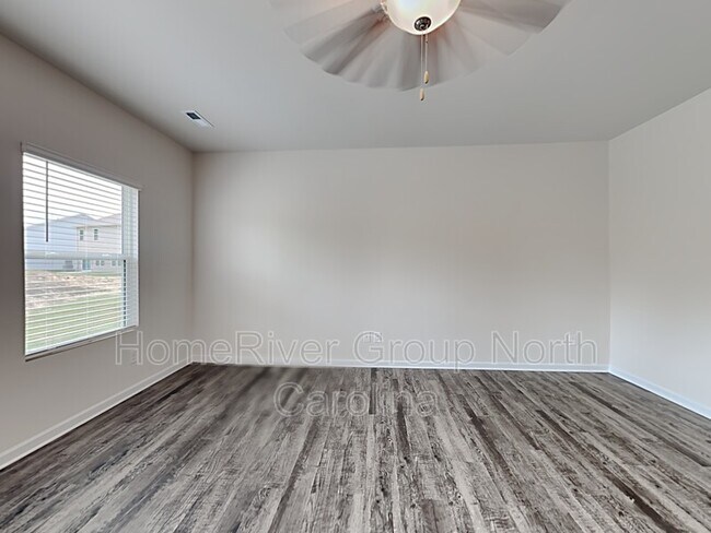 Photo - 5716 Camp Ct