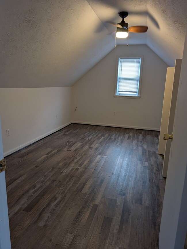 Photo - 1022 Pearl St Unit 3
