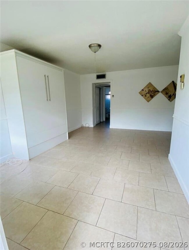 Building Photo - 1450 Atlantic Shores Blvd Unit 212