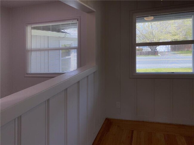 Photo - 2581 Buena Vista Ave