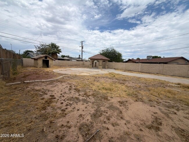 Photo - 5810 W Earll Dr