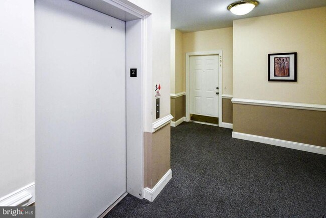 Photo - 15616 Everglade Ln Unit 201