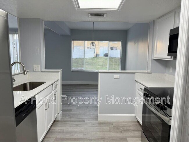 Photo - 205 Coconut Palm Way Unit A