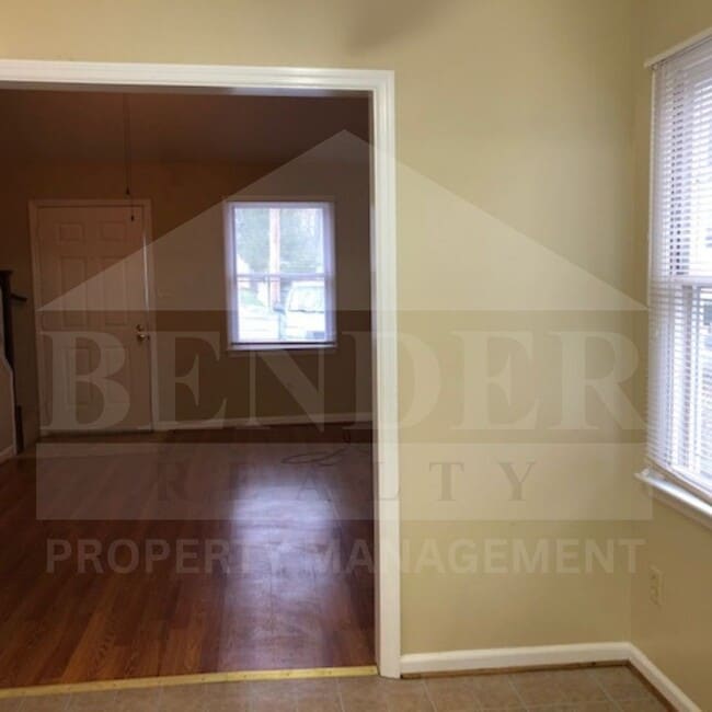 Photo - Duplex in the City