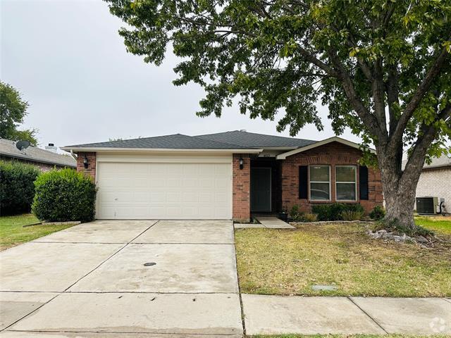 Building Photo - 4813 Cedar Crest Dr Rental