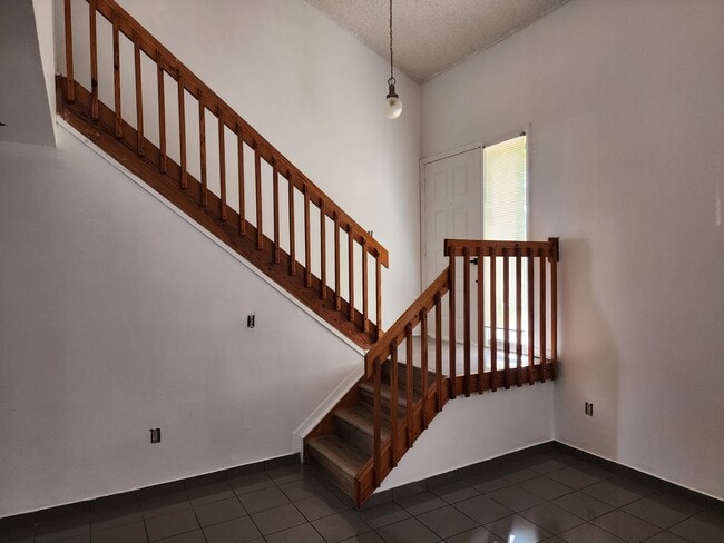 Photo - 9863 SW 117th Pl