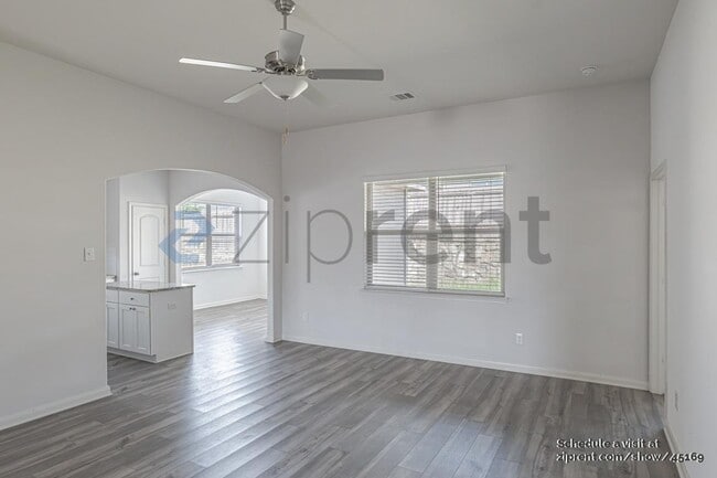 Photo - 337 Bearman Dr