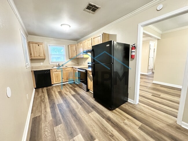 Photo - 1121 Tulane Ave