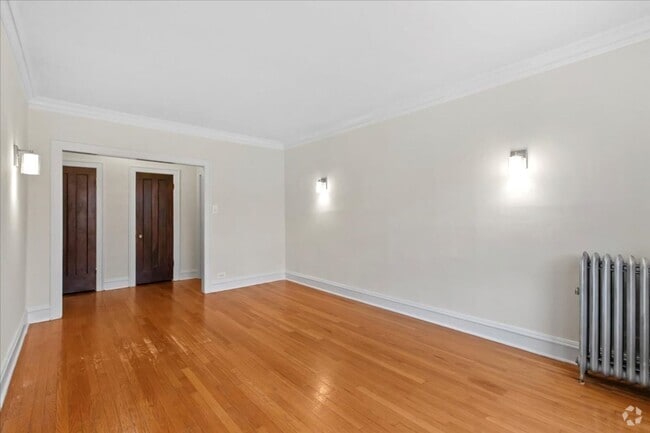 Building Photo - Large One Bedroom in Andersonville Unit 33-1B Rental