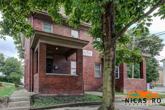 Photo - 1640 Indianola Ave