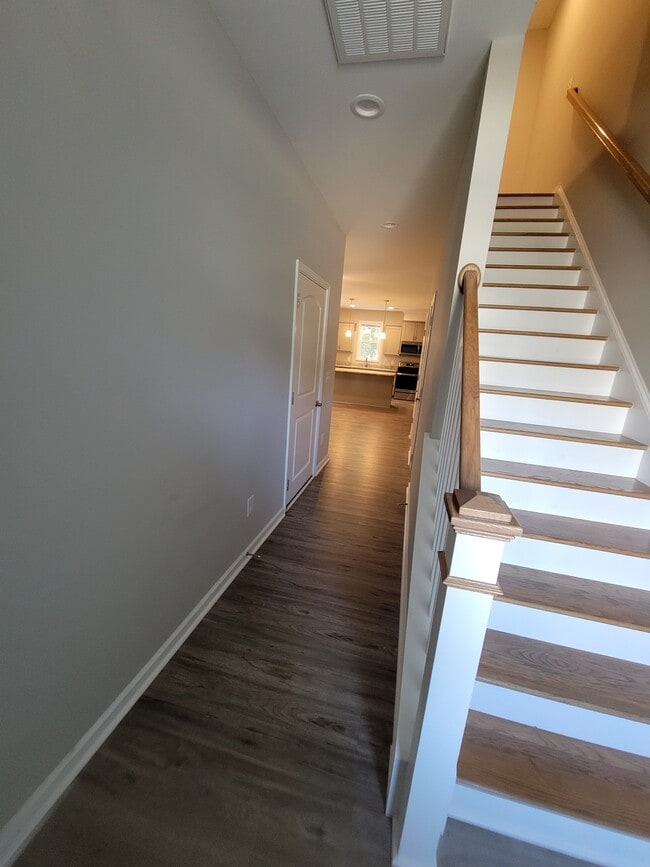 Photo - 106 Blue Bill Wy