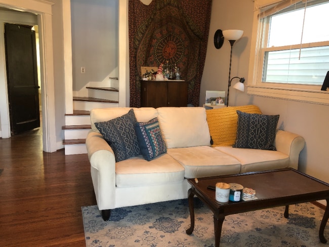 Photo - 1114 Charles St