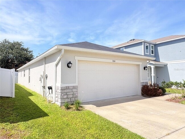 1084 Papaya Cir.