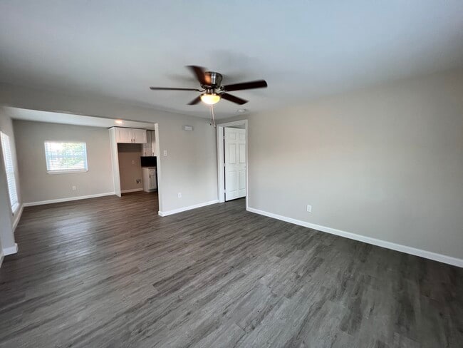 Photo - 6708 Avenue I Unit E