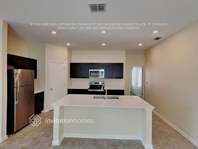 Photo - 4430 Holstein St