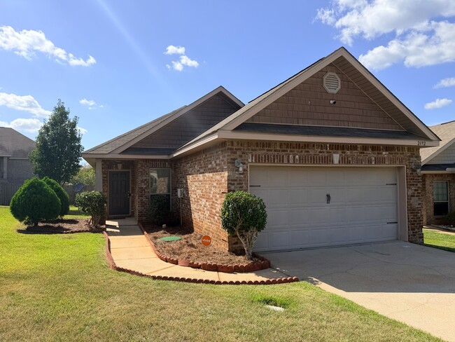 Building Photo - 2492 Bentridge Dr W