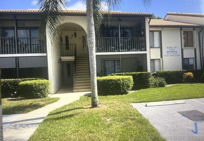 Building Photo - 2703 SW Matheson Ave Unit 116-b1