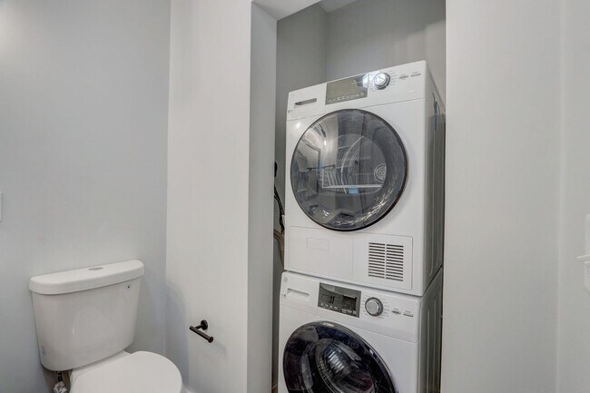 Photo - 45-51 Wingate Street-Unit 404 Unit 404
