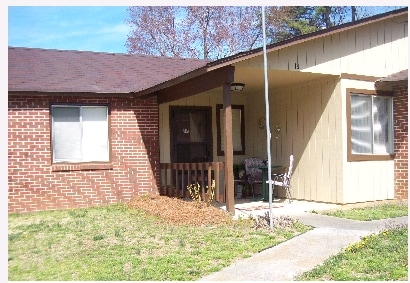 Primary Photo - Tallwood Apartments