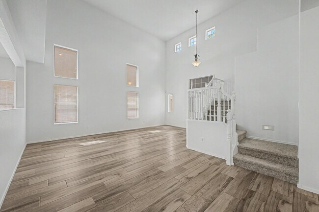 Photo - 42323 N 46th Dr