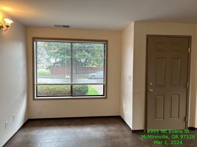 Photo - 2345 NE Evans St Unit 2345