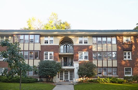 Building Photo - 2114 N Summit