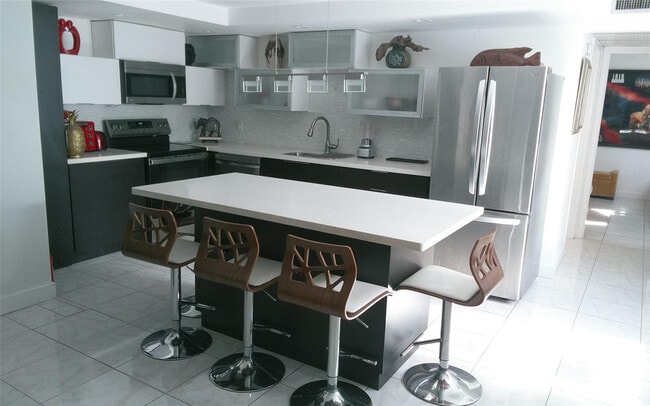 Photo - 307 Saxony Dr Unit 307