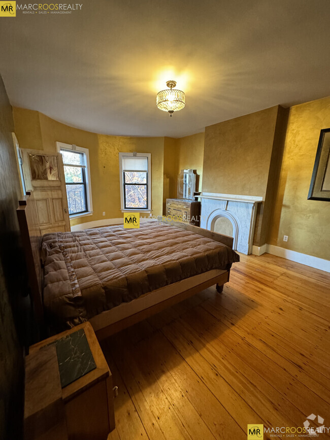 Building Photo - 484 Columbus Ave Unit 4 Rental