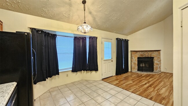 Photo - 8731 Croteau Dr