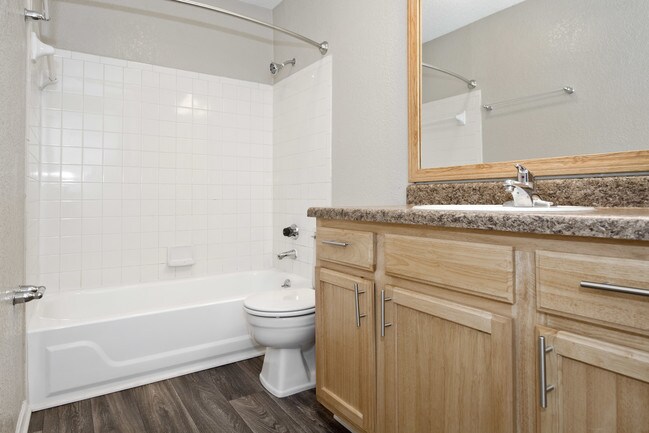 Photo - Sommerset Place