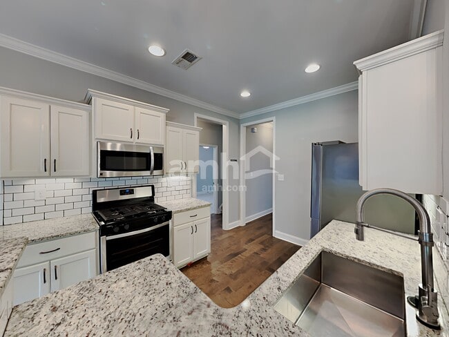 Photo - 3445 Tate's Way