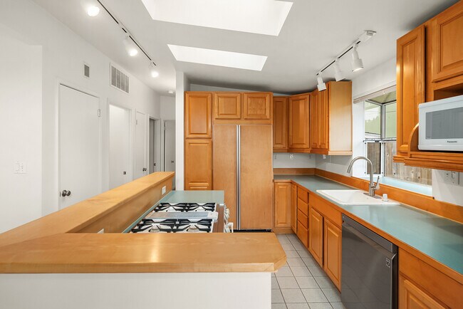 Photo - 9746 46th Ave NE