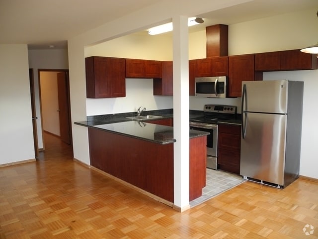 Building Photo - Beautiful 2-Bedroom Apartment with Stunnin... Unit 3407-00