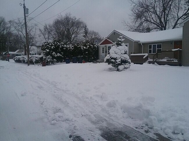 Single Family Home at 265 Hunt Ave , Warwick - Single Family Home at 265 Hunt Ave , Warwick