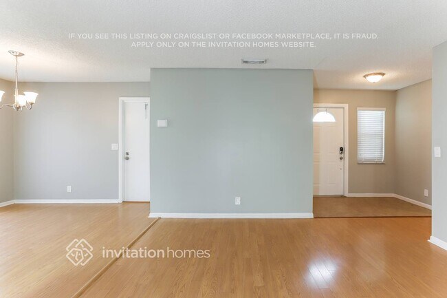 9422 Saddlebrook Dr