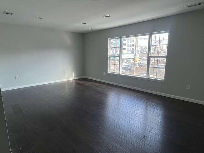 Photo - Rosalia Manor