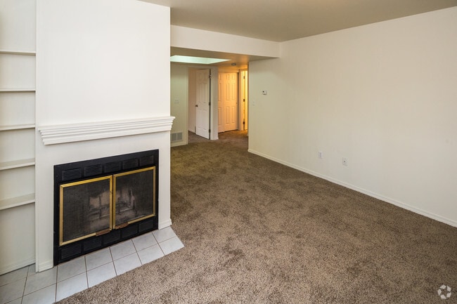 Foxwood Condos