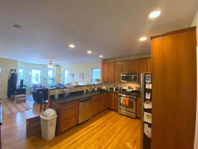 Photo - 40 Prince St Townhome