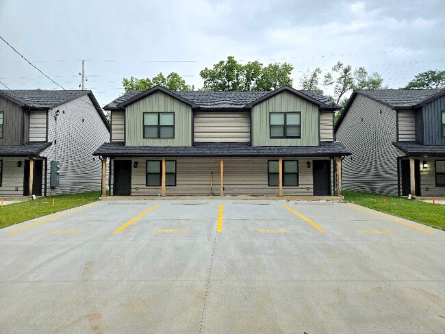 Photo - 3120 Commerce St Townhome